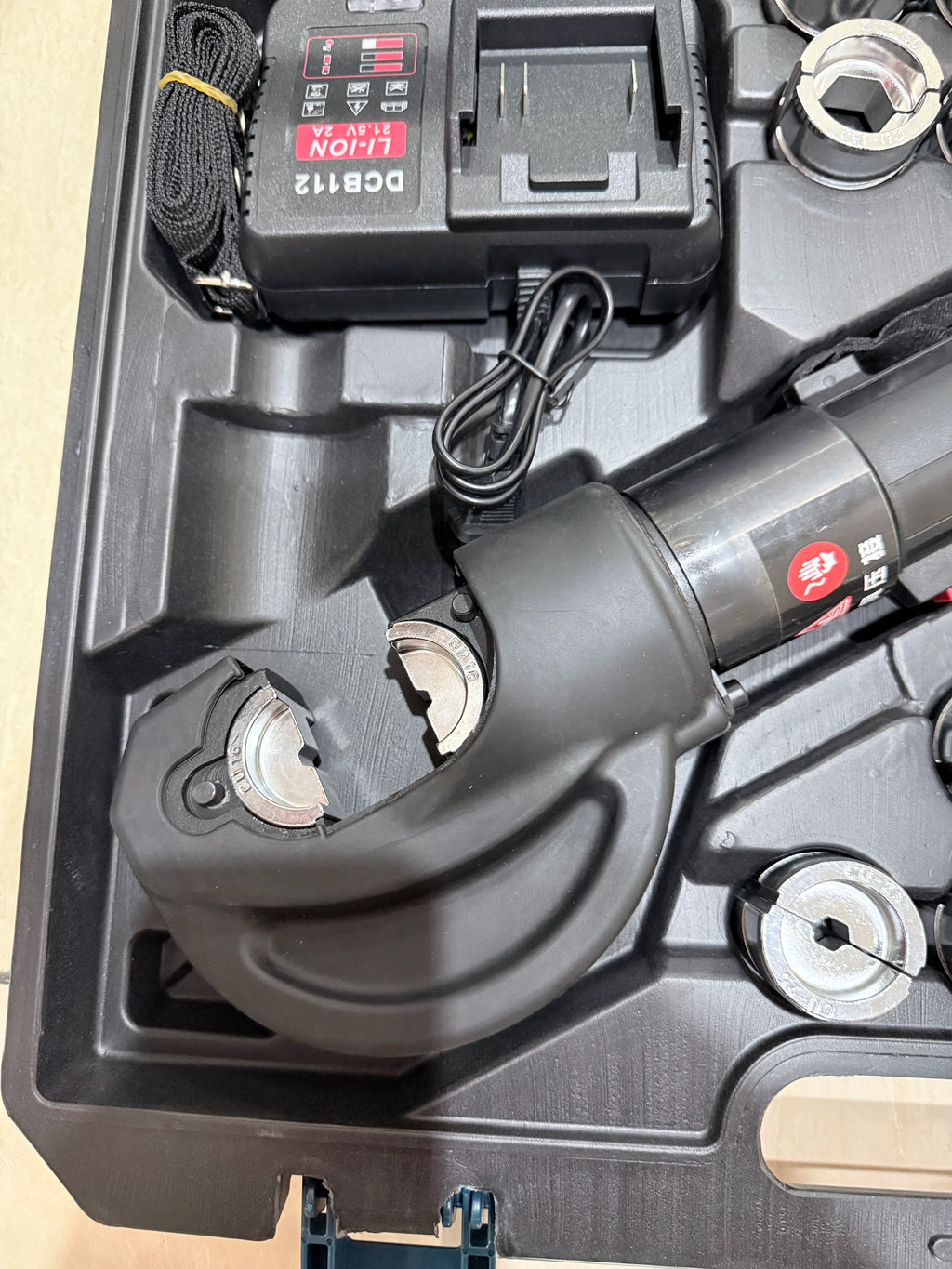 Electric Hydraulic Crimping Tool Kit | 12 Dies | 6T & 12T Models | 6AWG–800MCM